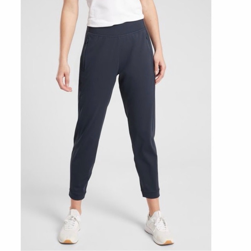 Athleta Courtside Trouser Navy Small EUC